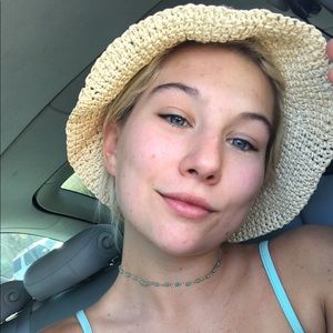 ⭐️ Straw Beach Hat ⭐️